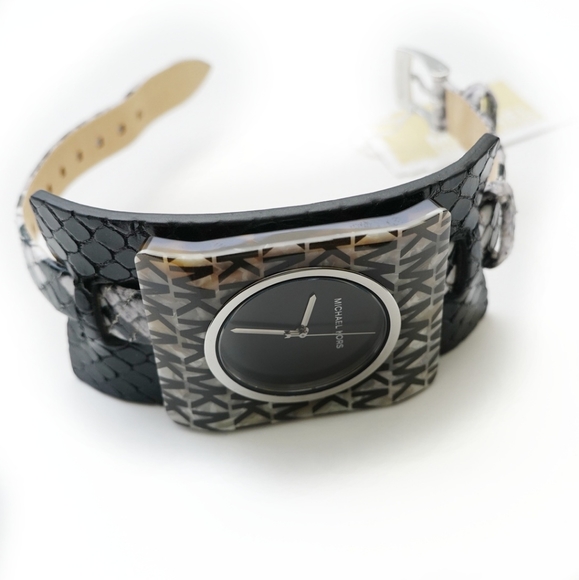 Michael Kors Willa 3-Hand Multicolor Leather Watch - Picture 5 of 10